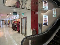 Holland Road Shopping Centre (D10), Retail #566299381